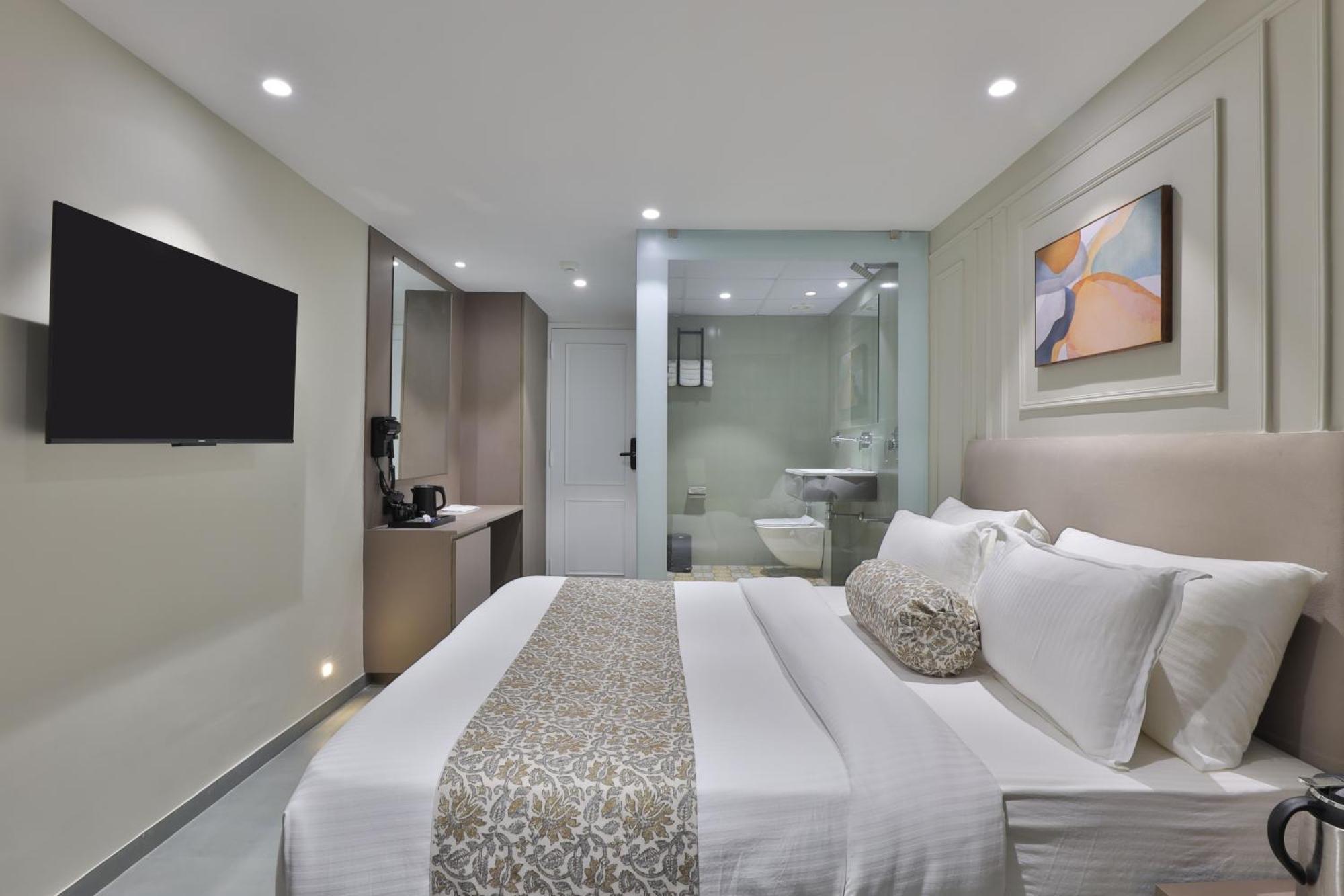 Hotel The Grand Suites Ahmedabad Exterior photo